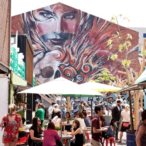 The Peoples Market_cowd