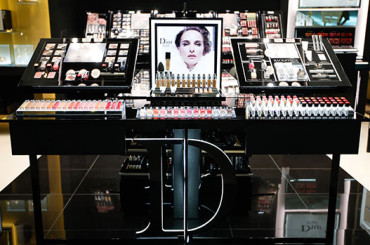 It’s All Luxury at Dior’s Perfume & Beauty Boutique