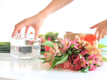 Bloombox Co Offer Subscriptions of the Floral Kind