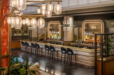 Hotel Review: Kimpton Margot Sydney – Art deco decadent stay, brunch with French Champagne and Luke Manghan does it again!