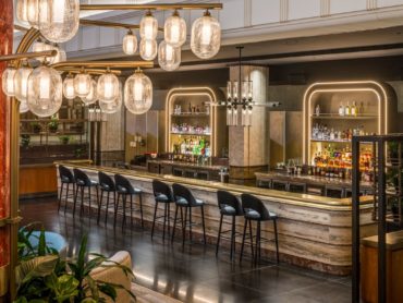 Hotel Review: Kimpton Margot Sydney – Art deco decadent stay, brunch with French Champagne and Luke Manghan does it again!