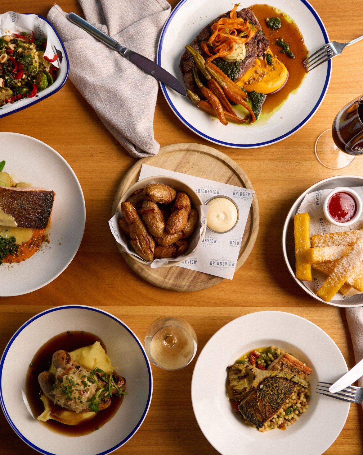 Bridgeview hotel dining